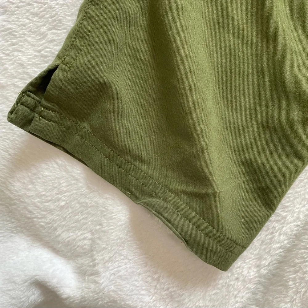 Figs Yola Maternity Skinny Scrub Pants Sz M Dark Olive Green Army Cargo Pockets - Picture 10 of 14